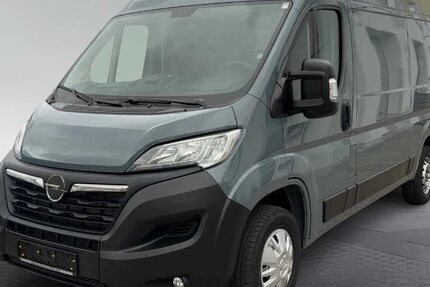 Opel Movano 111.600 km 19.890 &euro; München 80339