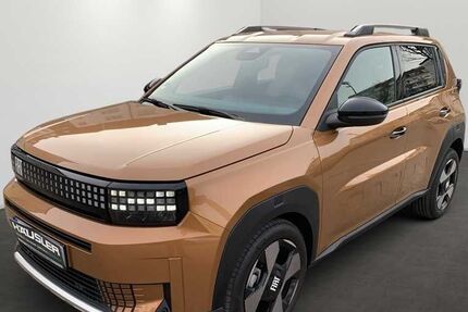 Fiat Grande Panda 1.900 km 24.970 € München 81547