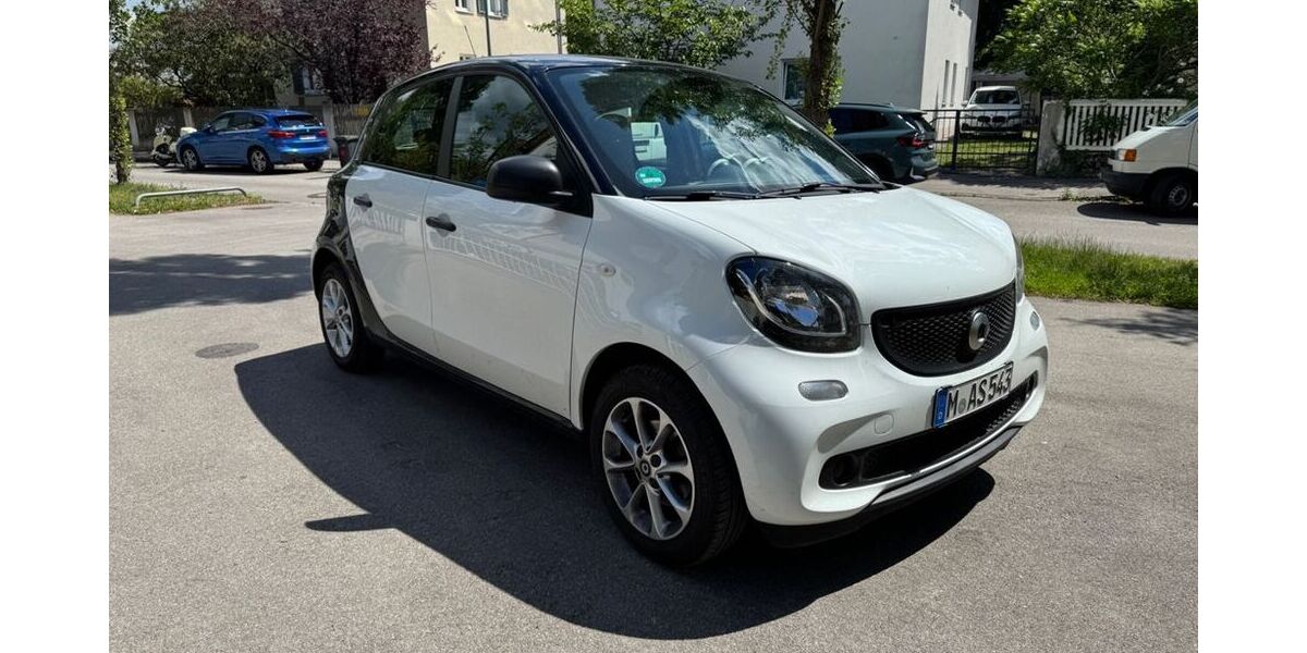 Smart ForFour 118.000 km 5.890 &euro; München 80809