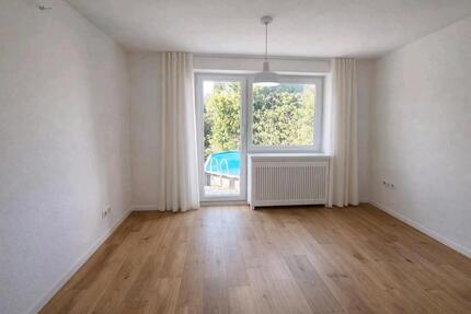 Haus Gröbenzell - 6 Zimmer, 152 m&sup2;, 3.200&euro; | Angebot:25812931