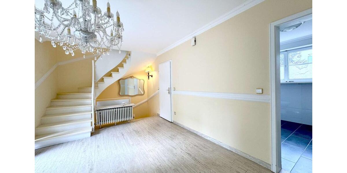 Einfamilienhaus München Sendling-Westpark - 3 Zimmer, 180 m&sup2;, 3.100&euro; | Angebot:26586678