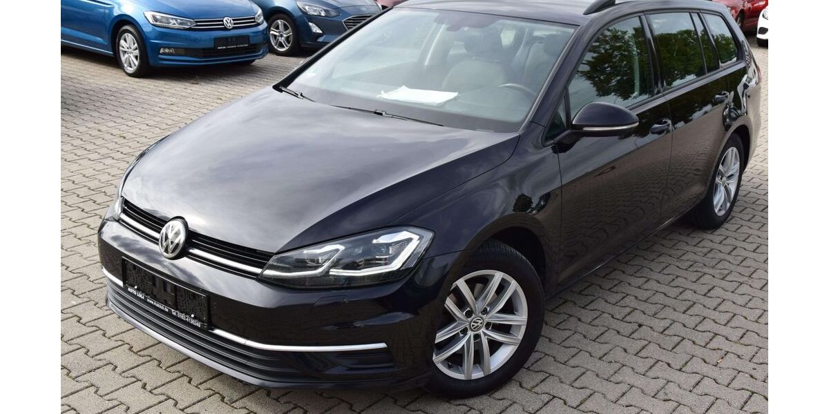 VW Golf 197.544 km 11.199 &euro; Poing 85586