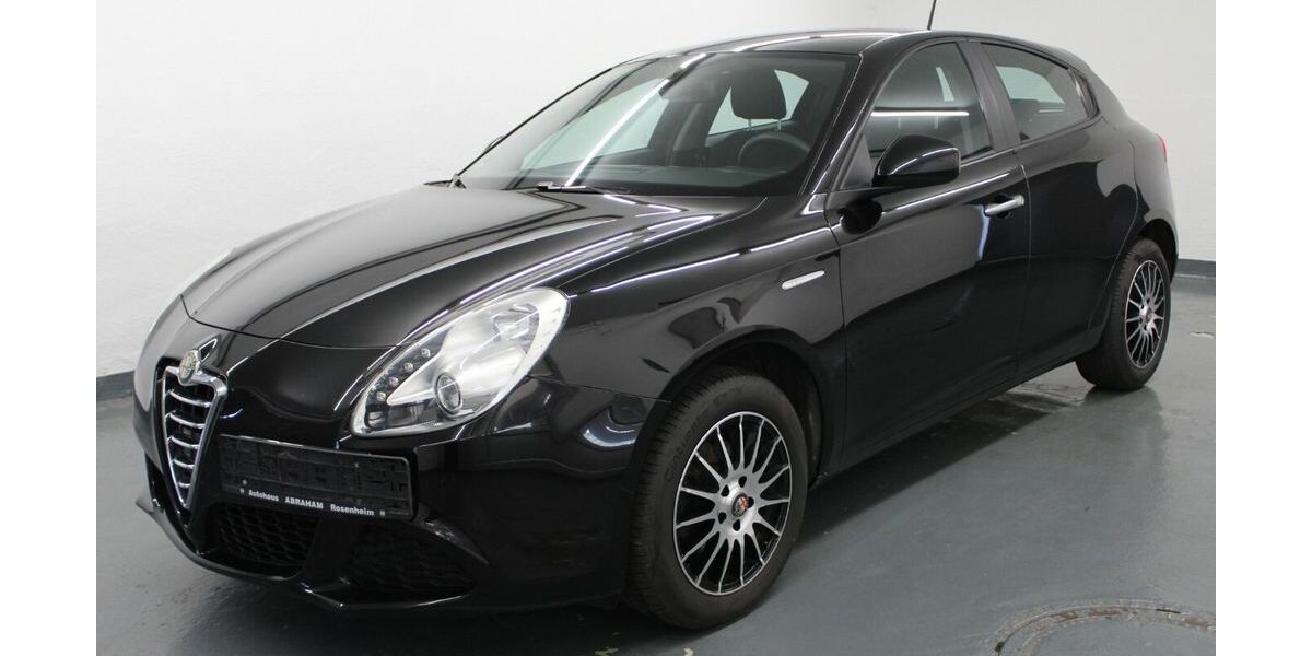 Alfa Romeo Giulietta 107.272 km 5.999 &euro; München 80993