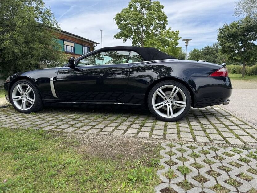 XKR