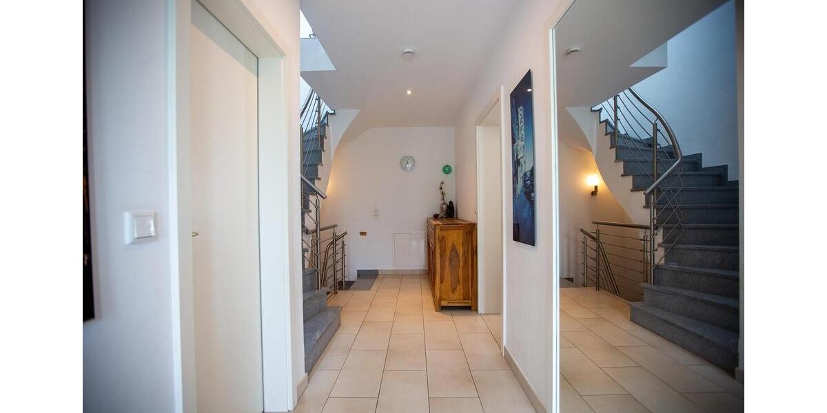 Doppelhaushälfte Wörthsee - 5 Zimmer, 174 m&sup2;, 3.290&euro; | Angebot:25416268