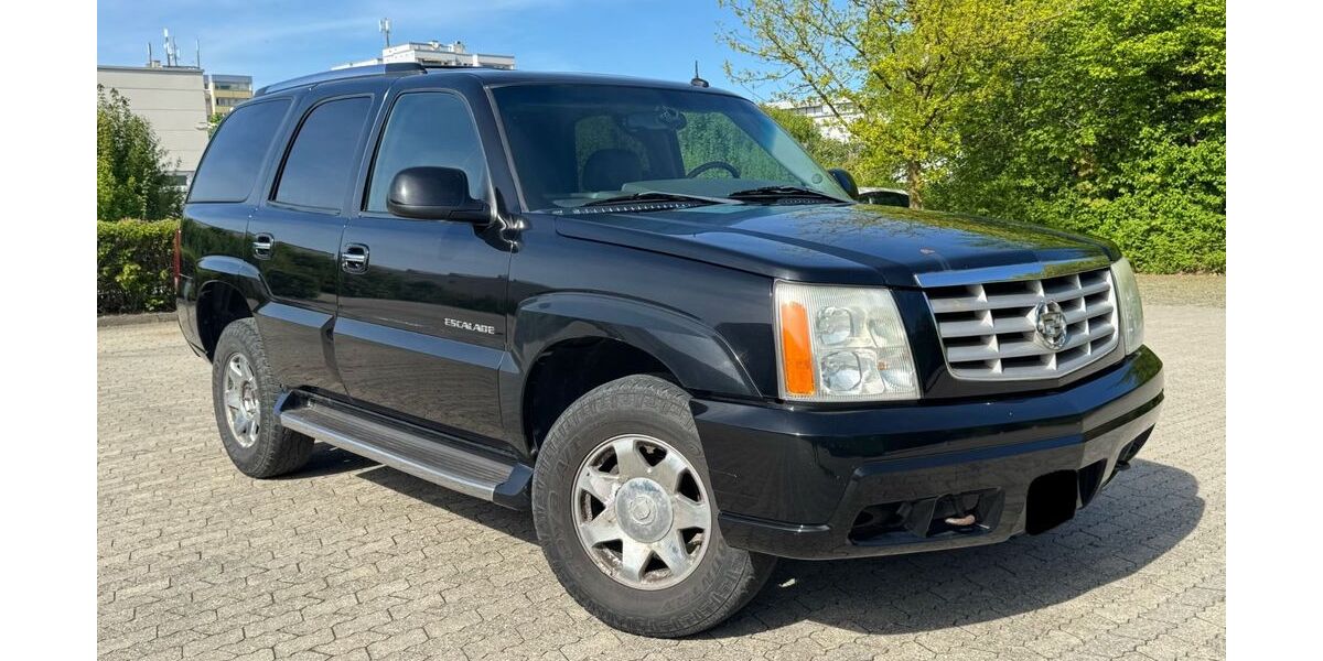 Cadillac Escalade 150.000 km 4.900 &euro; Haar 85540