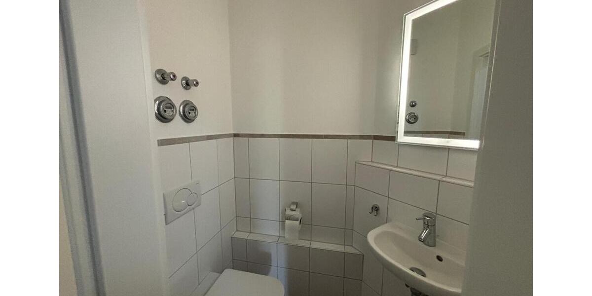 Dachgeschoßwohnung Gauting - 3 Zimmer, 129 m&sup2;, 1.800&euro; | Angebot:26645462