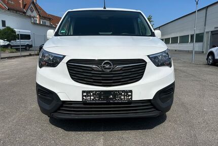 Opel Combo 125.300 km 10.900 &euro; München 81673