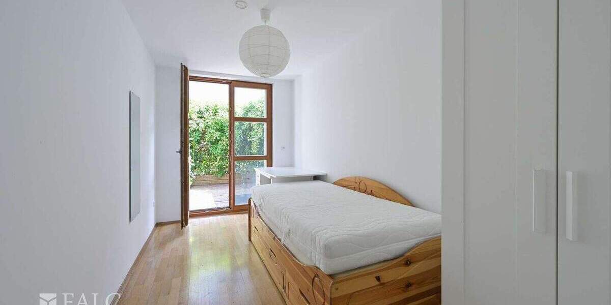 Reihenmittelhaus München Feldmoching-Hasenbergl - 6 Zimmer, 141 m&sup2;, 948.000&euro; | Angebot:25779313