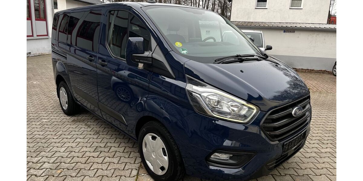 Ford Transit Custom 145.000 km 17.990 &euro; Gräfelfing 82166