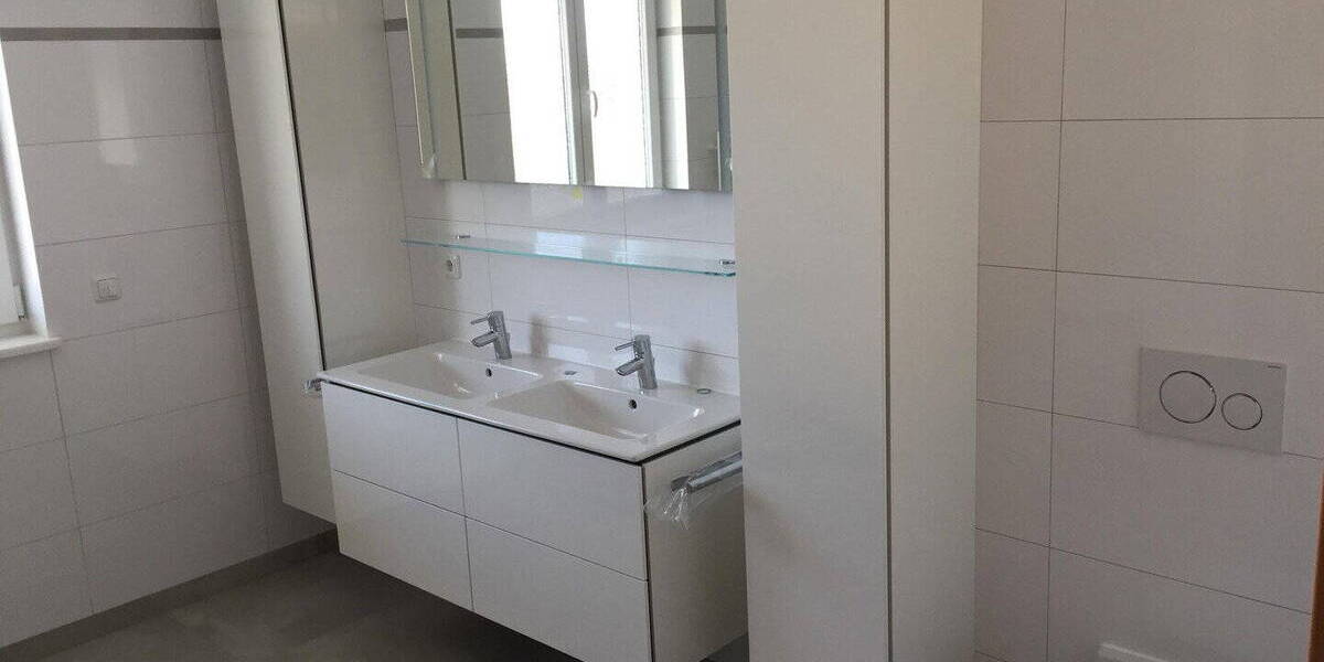 Etagenwohnung Markt Schwaben - 3 Zimmer, 115 m&sup2;, 1.840&euro; | Angebot:26814646