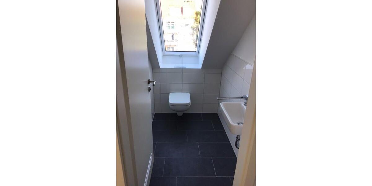 Dachgeschoßwohnung Dachau - 3 Zimmer, 88 m&sup2;, 1.759&euro; | Angebot:25996661