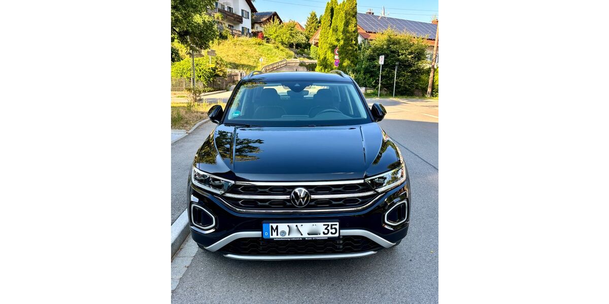 VW T-Roc 27.000 km 23.950 &euro; München 80636