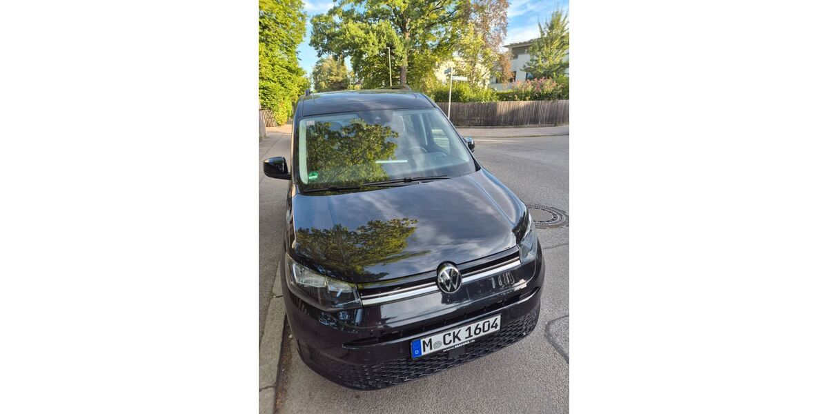 VW Caddy 23.410 km 32.999 &euro; München 81827