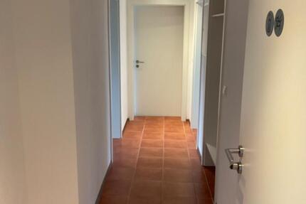 Wohnung Holzkirchen - 2.5 Zimmer, 90 m&sup2;, 1.400&euro; | Angebot:25218962