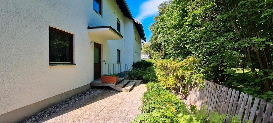 Dachgeschoßwohnung Gröbenzell - 2.5 Zimmer, 59 m&sup2;, 299.999&euro; | Angebot:26399374
