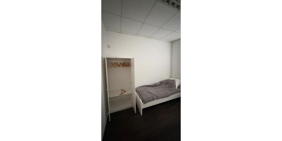 Erdgeschoßwohnung München Nymphenburg - 1 Zimmer, 10 m&sup2;, 500&euro; | Angebot:26610699