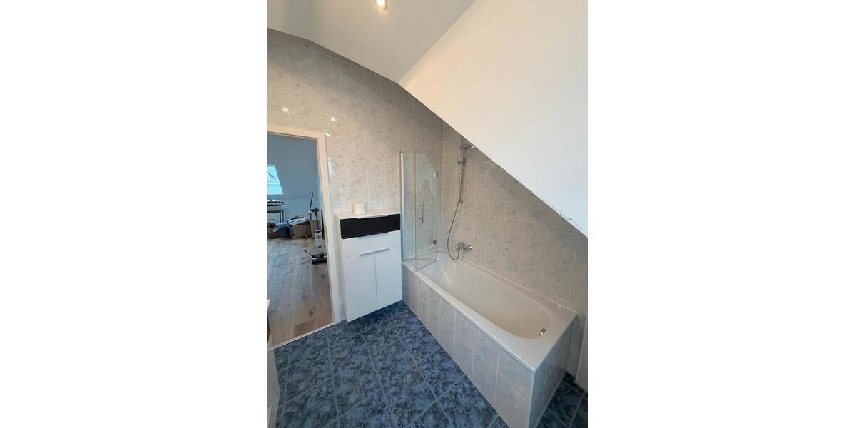 Dachgeschoßwohnung Germering - 2 Zimmer, 60 m&sup2;, 430.000&euro; | Angebot:26745667