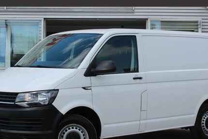 VW T6 Transporter 199.000 km 11.990 &euro; München 81243