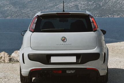 Abarth Punto Evo 156.683 km 12.000 &euro; München 80636