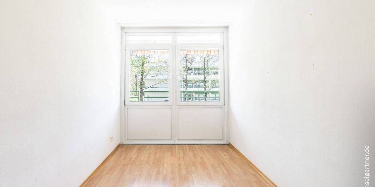 Etagenwohnung München Bogenhausen - 3 Zimmer, 79 m&sup2;, 530.000&euro; | Angebot:26376597