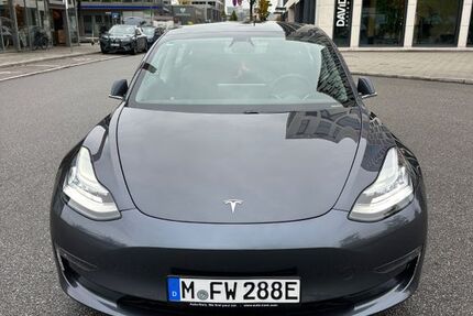 Tesla Model 3 58.000 km 25.600 € München 80634