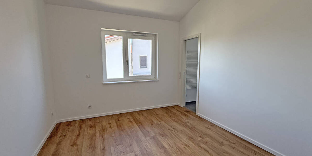 Reihenmittelhaus Kirchheim bei München Kirchheim - 5 Zimmer, 130 m&sup2;, 2.590&euro; | Angebot:26454334