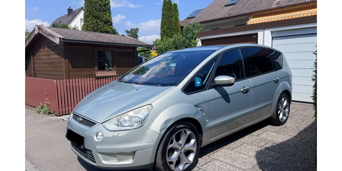 Ford S-Max 289.658 km 2.700 &euro; Karlsfeld 85757