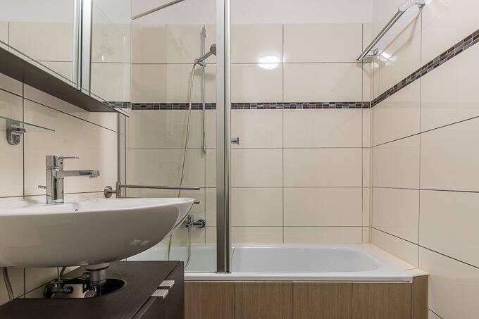 Etagenwohnung München Laim - 2 Zimmer, 75 m&sup2;, 1.650&euro; | Angebot:26554386