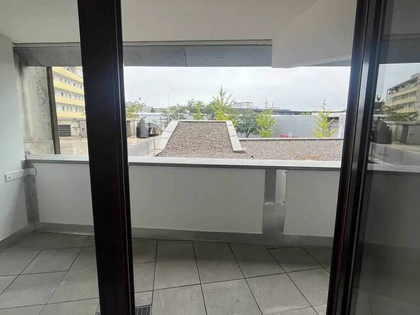 Lichtdurchflutete 2-Zimmer-Wohnung mit großem Balkon in Toplage Haidhausen