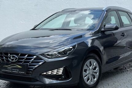 Hyundai i30 20.000 km 16.880 &euro; München 81243