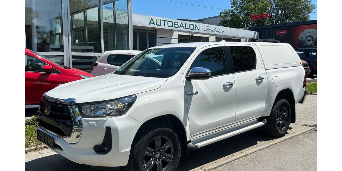 Toyota Hilux 157.242 km 32.990 &euro; München 81825