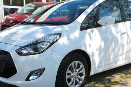 Hyundai iX20 38.850 km 11.999 &euro; München 81825