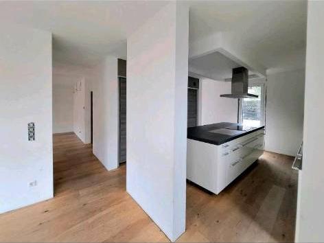 Einfamilienhaus Röhrmoos - 8 Zimmer, 188 m&sup2;, 999.000&euro; | Angebot:26633388