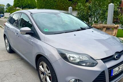 Ford Focus 86.124 km 7.490 &euro; München 81929