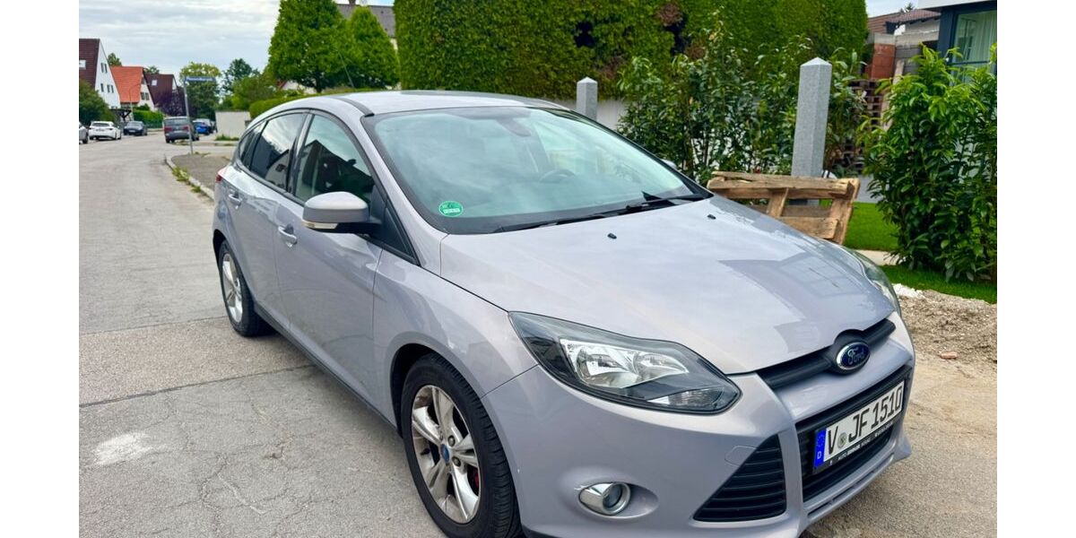 Ford Focus 86.124 km 7.490 &euro; München 81929