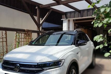 VW T-Roc 13.785 km 31.200 &euro; München 81739