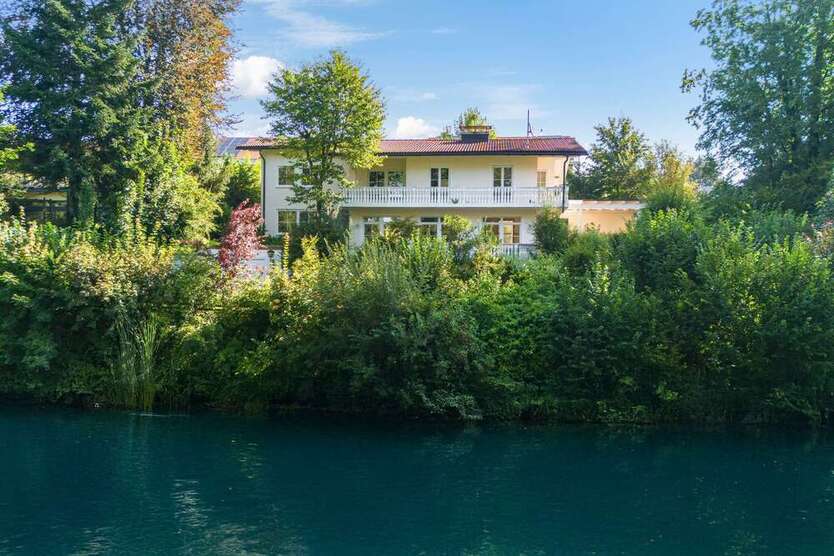 Haus zum Kaufen in Grafing 1.500.000 € 275 m²