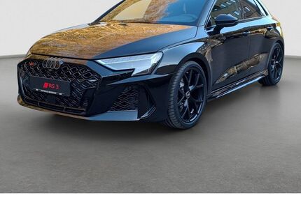 Audi RS3 4.000 km 67.950 &euro; Ebersberg bei München 85560