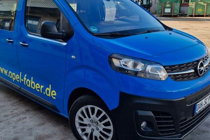 Opel Vivaro 15.000 km 23.400 &euro; Dachau 85221