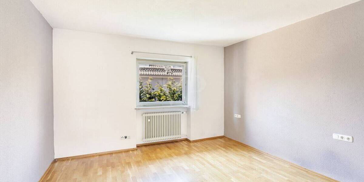 Mehrfamilienhaus, Wohnhaus München Pasing-Obermenzing - 8 Zimmer, 163 m&sup2;, 1.150.000&euro; | Angebot:26833644