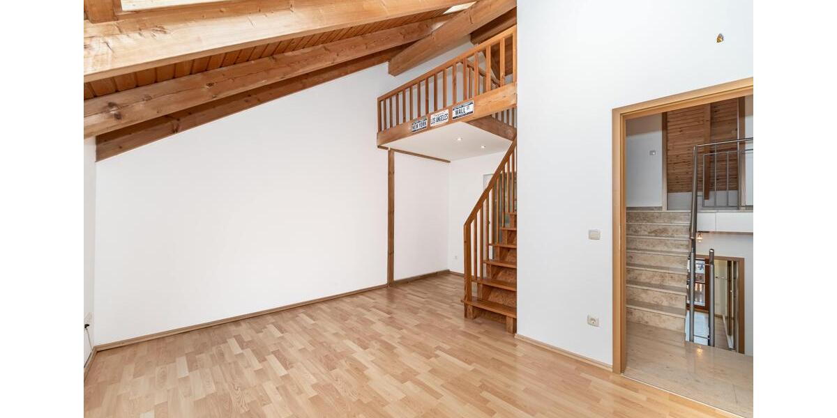 Reihenhaus Egling - 7 Zimmer, 162 m&sup2;, 2.050&euro; | Angebot:25305869