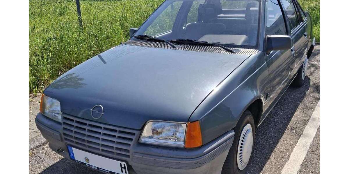 Opel Kadett 68.064 km 3.900 &euro; Eichenau 82223