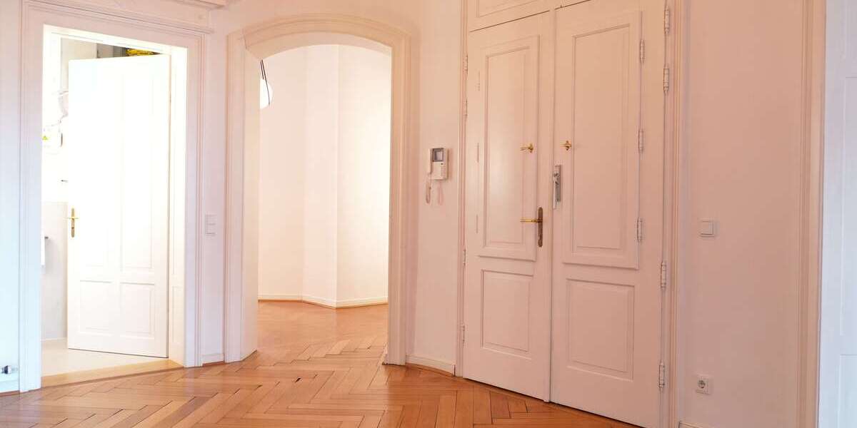 Etagenwohnung München Ludwigsvorstadt - 5 Zimmer, 225 m&sup2;, 5.490&euro; | Angebot:26868558