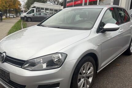 VW Golf 240.000 km 5.900 € München OT Trudering-Riem 81825