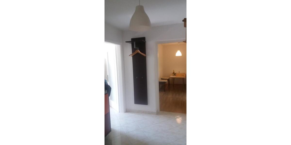 Möbliertes Zimmer in WG für ein Jahr 1 zimmer