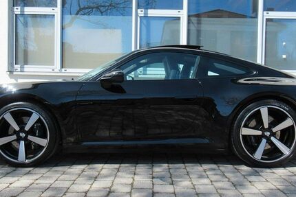 Porsche 992 5.000 km 137.950 &euro; Gauting bei Starnberg 82131