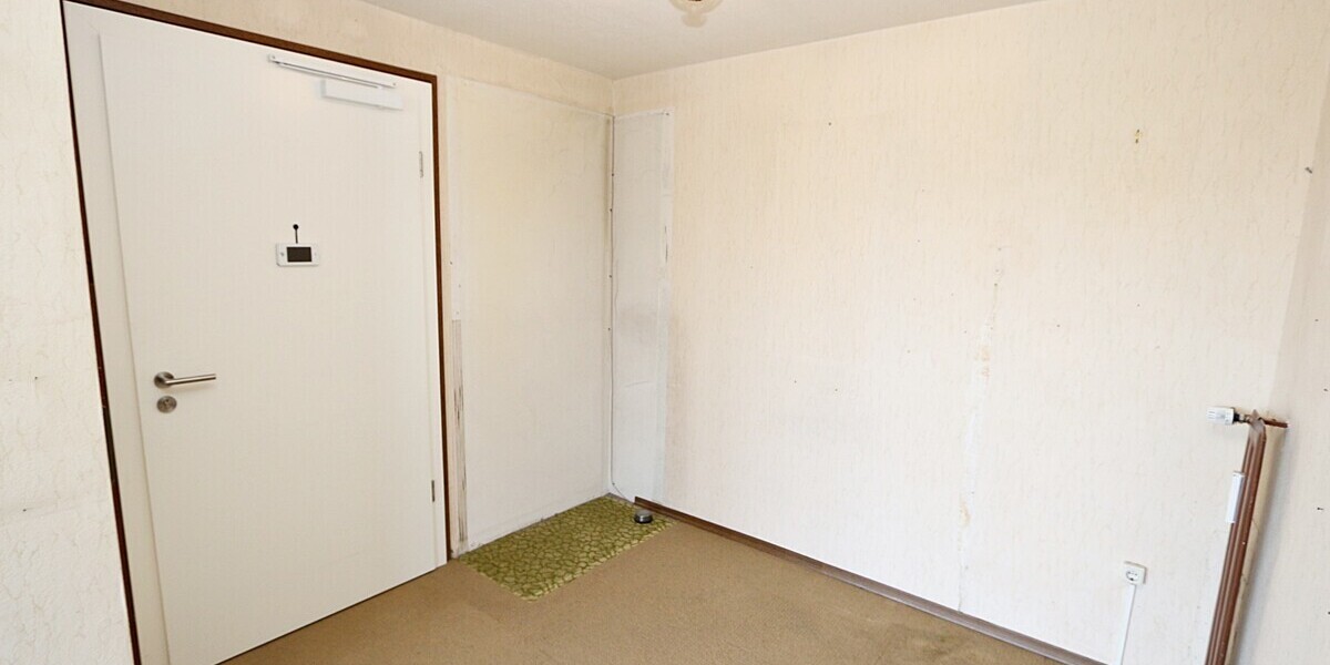 * im Dornröschenschlaf * 2-Zimmer-Wohnung * 2 sonnige Balkone * 1 Stellplatz * renovierungsbedürftig - Etagenwohnung Germering | Angebot:26287723