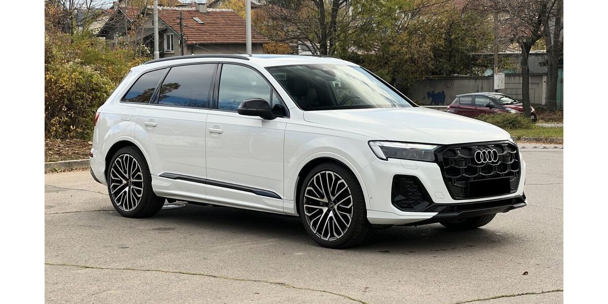 Audi Q7 11.125 km 69.980 &euro; Feldkirchen bei München 85622