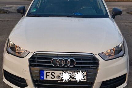 Audi A1 57.060 km 12.200 &euro; Hallbergmoos 85399